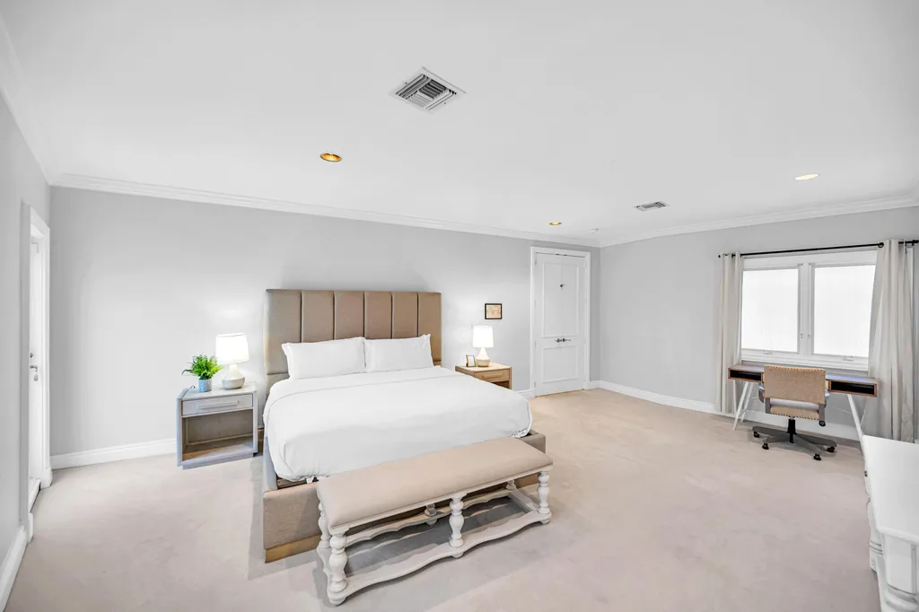 709 Idlewyld Drive Fort Lauderdale FL 33301