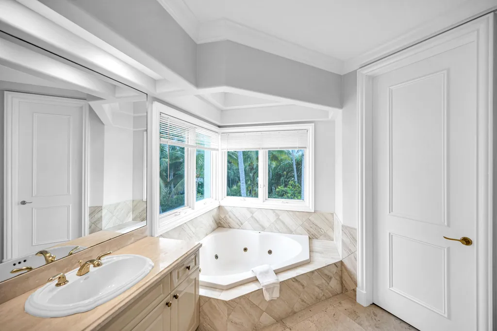 709 Idlewyld Drive Fort Lauderdale FL 33301