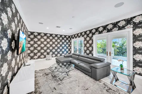 709 Idlewyld Drive Fort Lauderdale FL 33301