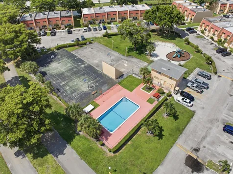 52 Canterbury Lane Tamarac FL 33319