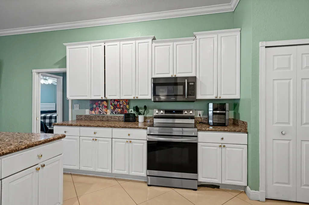 286 NW Bayshore Boulevard Port St Lucie FL 34983