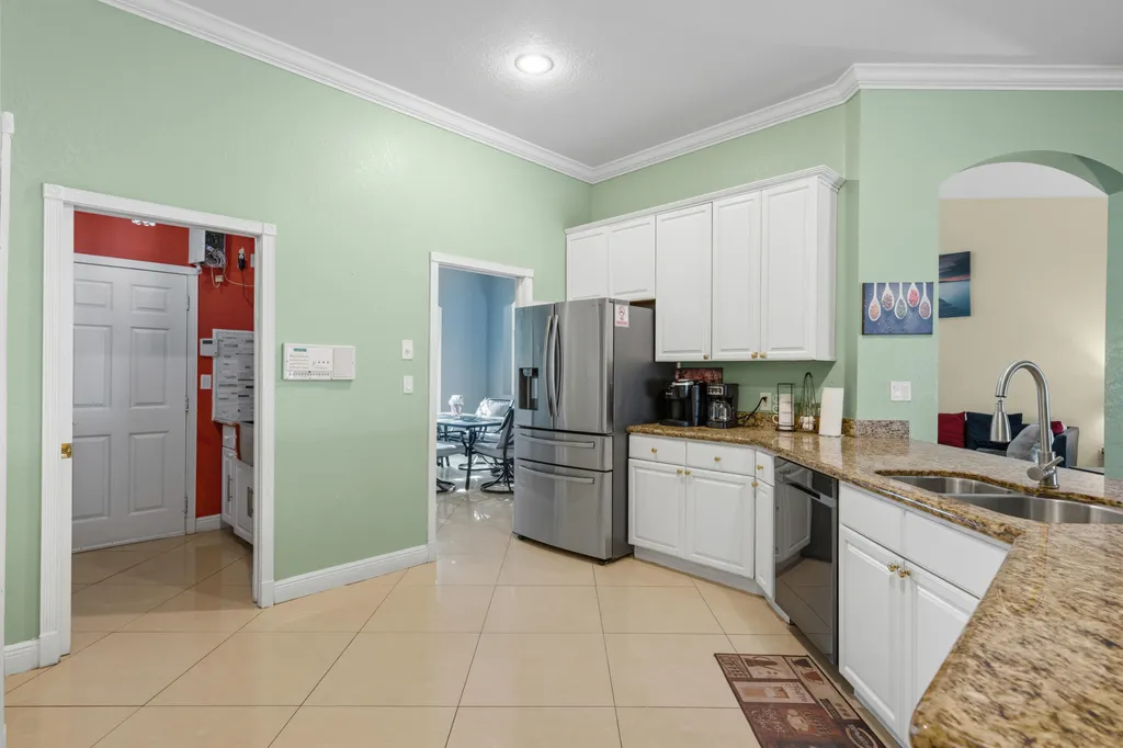 286 NW Bayshore Boulevard Port St Lucie FL 34983