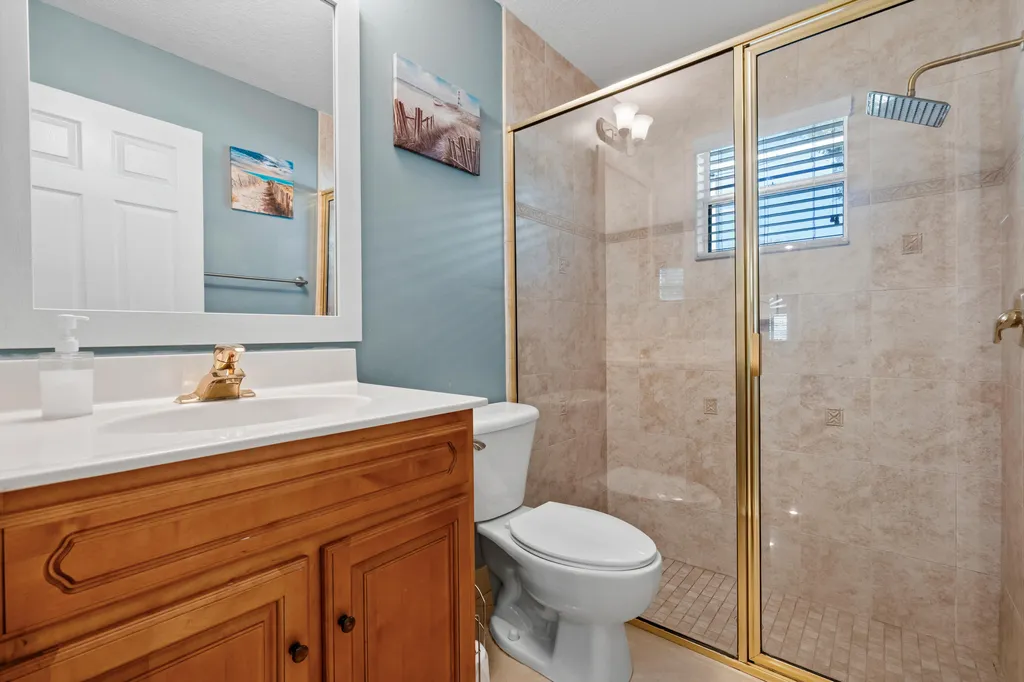 286 NW Bayshore Boulevard Port St Lucie FL 34983