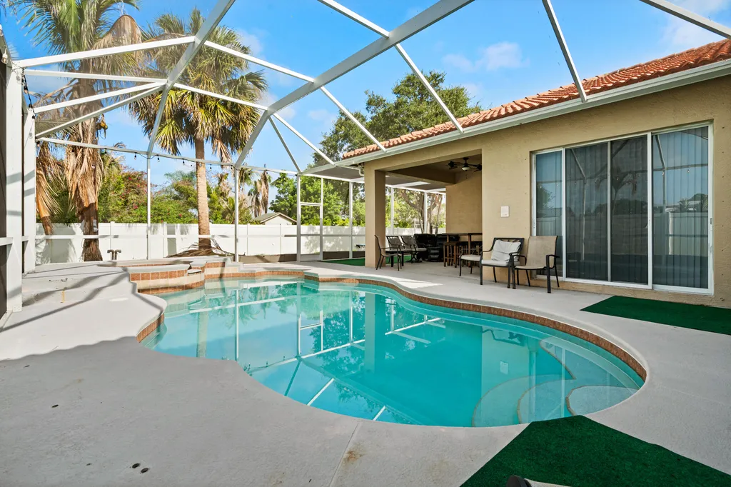 286 NW Bayshore Boulevard Port St Lucie FL 34983