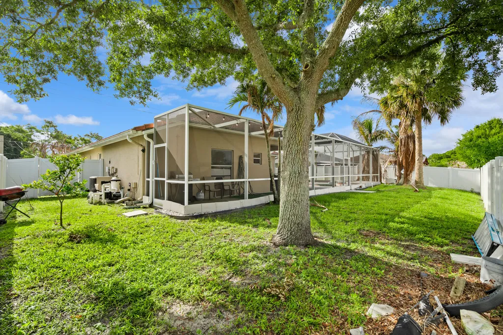 286 NW Bayshore Boulevard Port St Lucie FL 34983