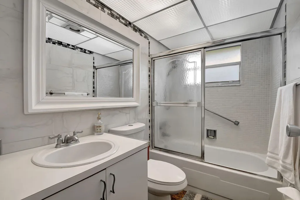 288 Tuscany Lane E Delray Beach FL 33446