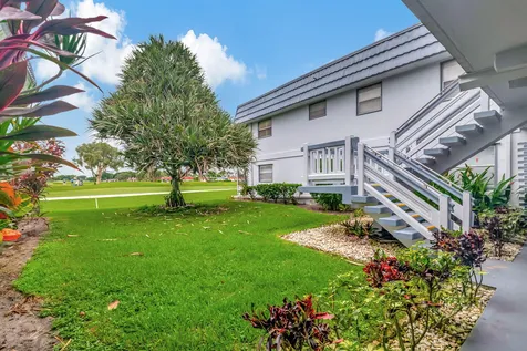 288 Tuscany Lane E Delray Beach FL 33446