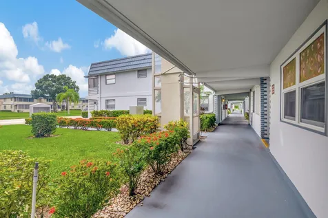 288 Tuscany Lane E Delray Beach FL 33446