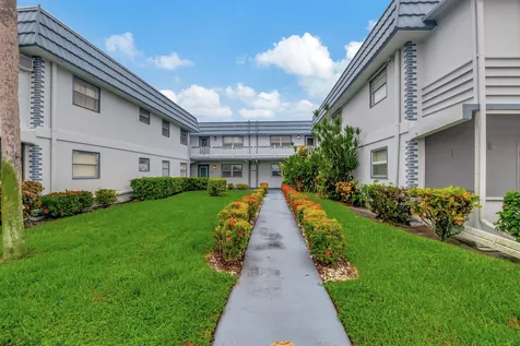 288 Tuscany Lane E Delray Beach FL 33446