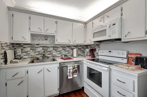 288 Tuscany Lane E Delray Beach FL 33446