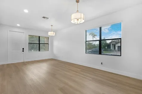 4846 Pond Pine Way Greenacres FL 33463