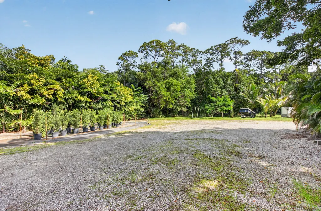 6700 Park Lane E Lake Worth FL 33449