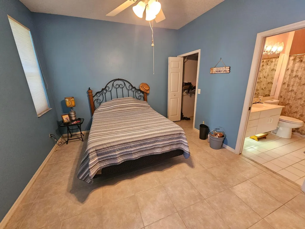 536 NW Cortina Lane Port St Lucie FL 34986