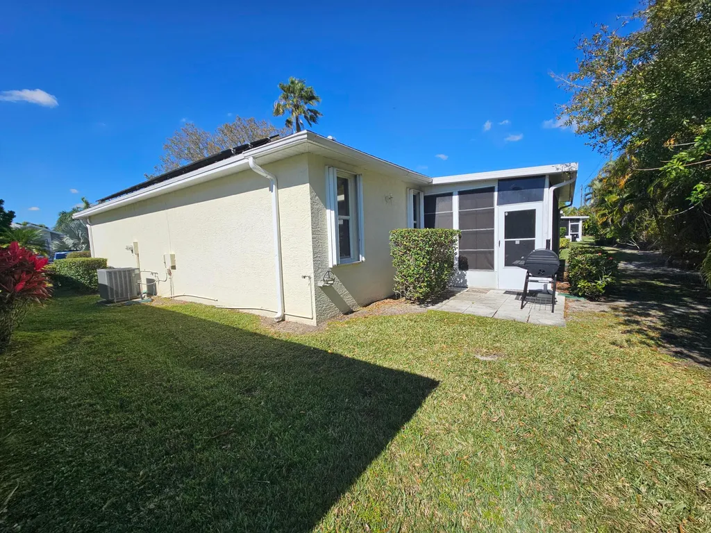 536 NW Cortina Lane Port St Lucie FL 34986