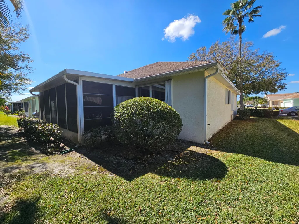 536 NW Cortina Lane Port St Lucie FL 34986
