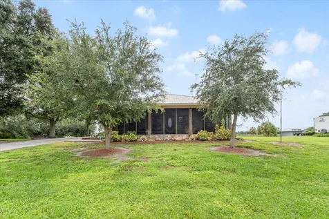 1121 River Road Moore Haven FL 33471