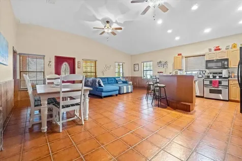1121 River Road Moore Haven FL 33471