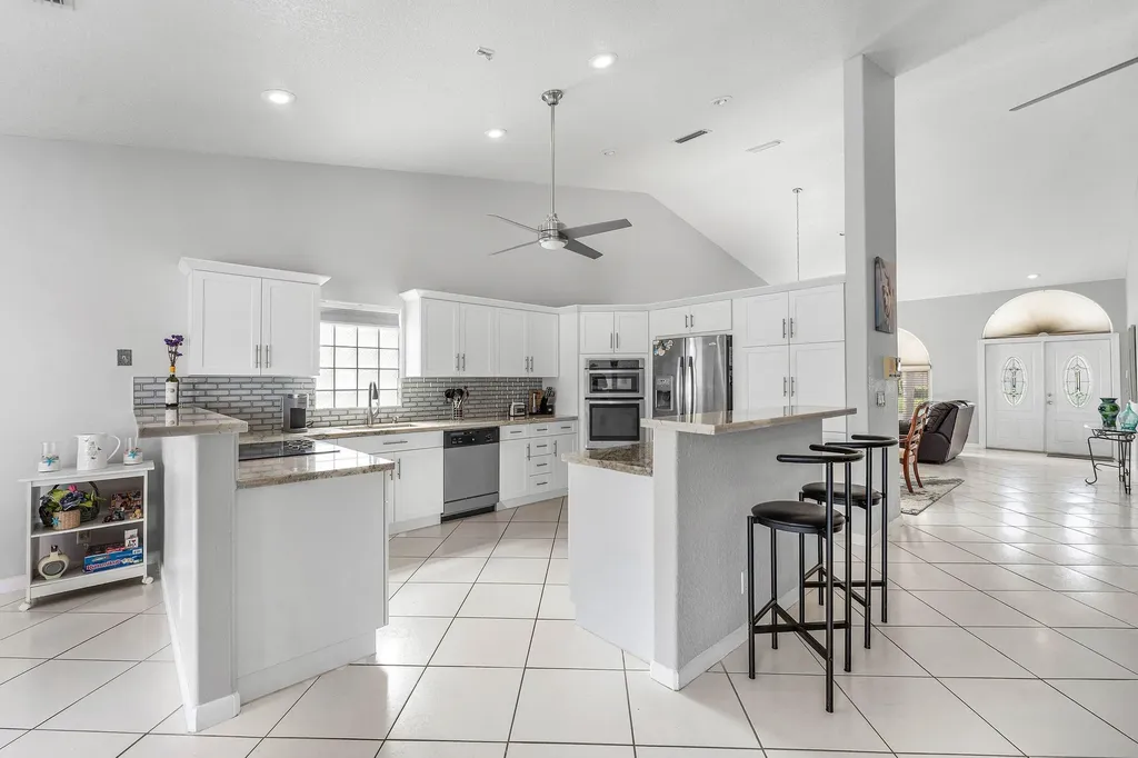 12372 SW 1st Street Coral Springs FL 33071