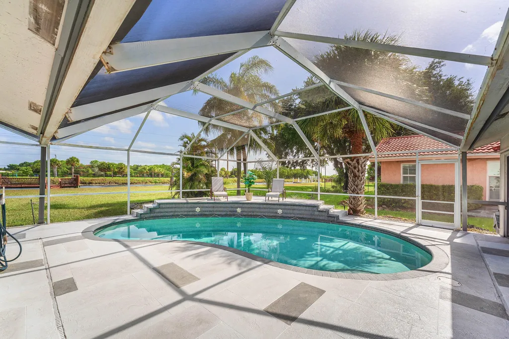 12372 SW 1st Street Coral Springs FL 33071
