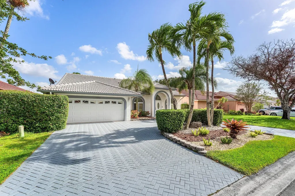 12372 SW 1st Street Coral Springs FL 33071