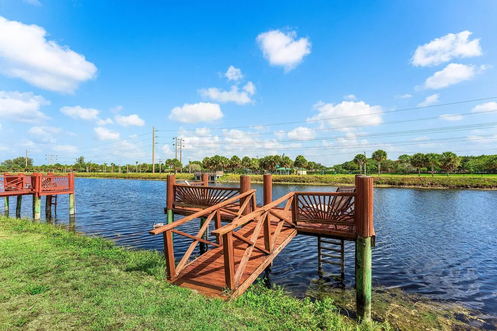 12372 SW 1st Street Coral Springs FL 33071