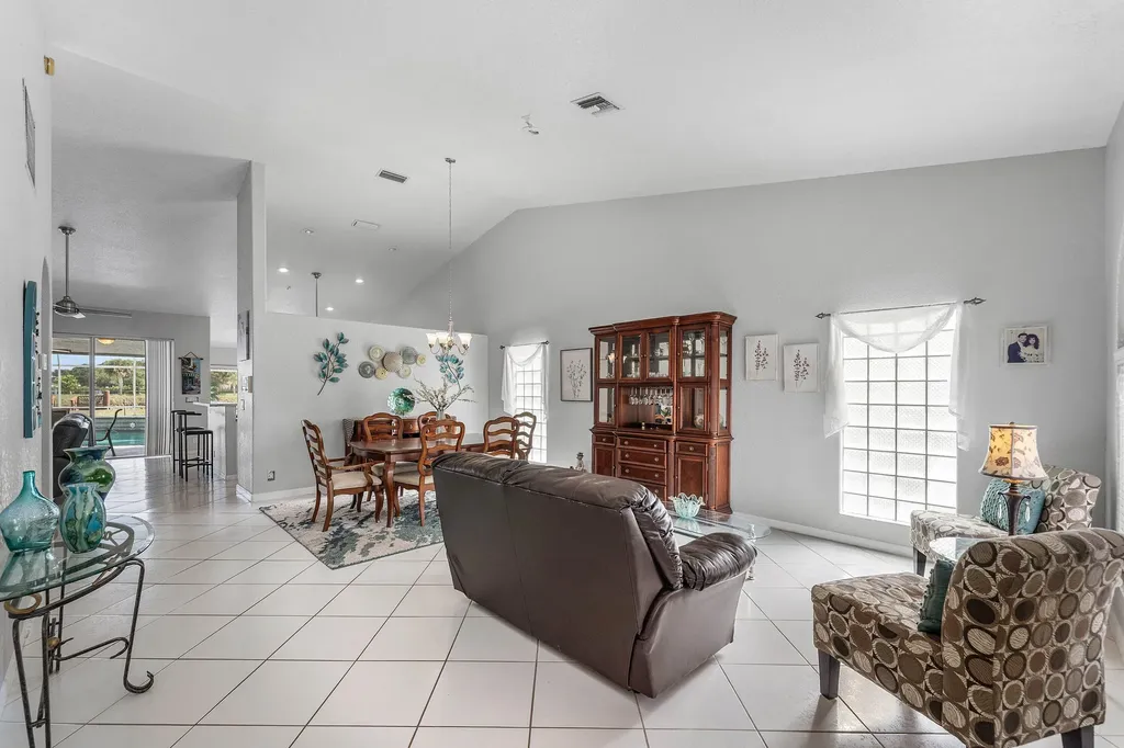 12372 SW 1st Street Coral Springs FL 33071