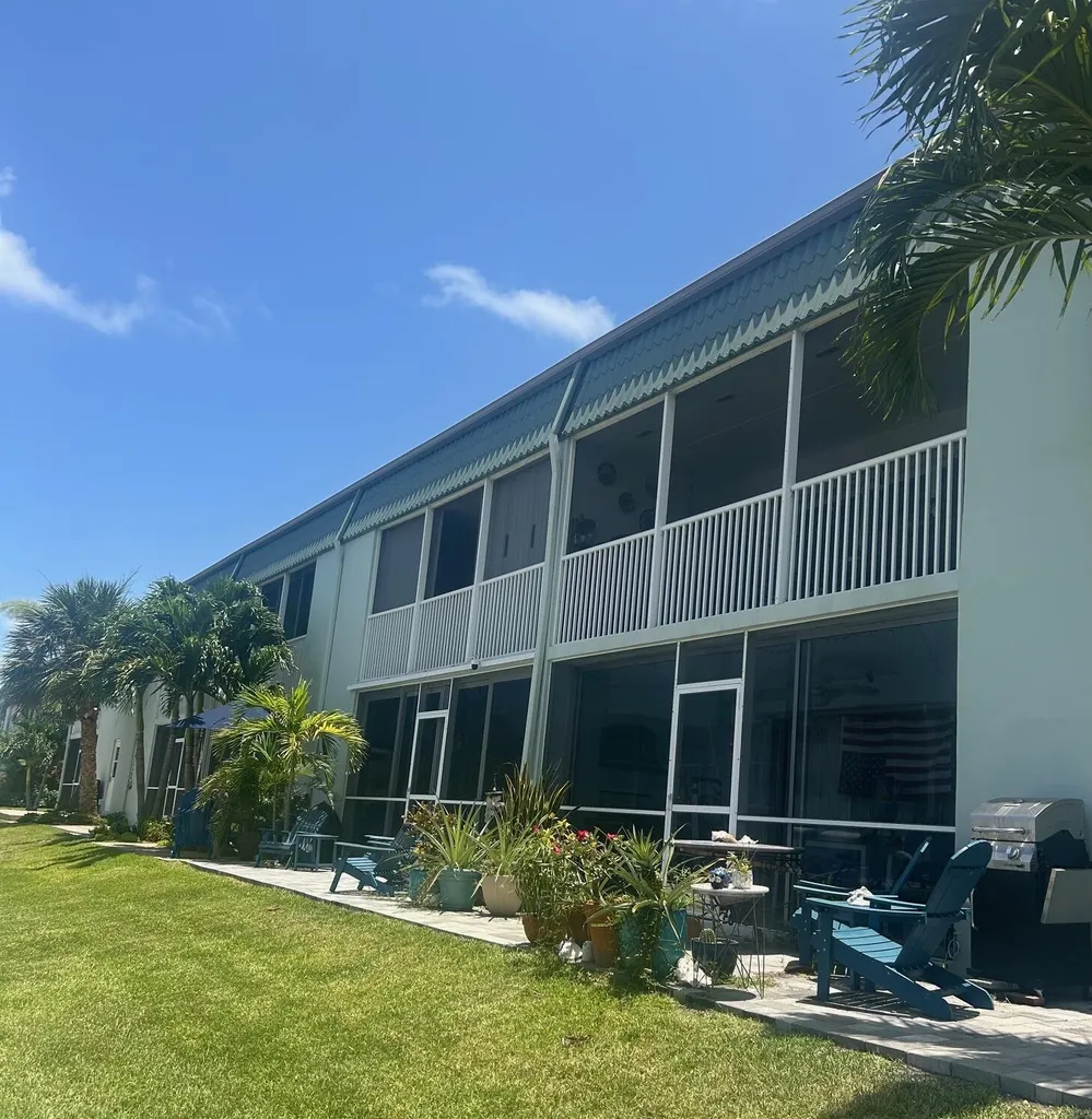 121 Wettaw Lane North Palm Beach FL 33408