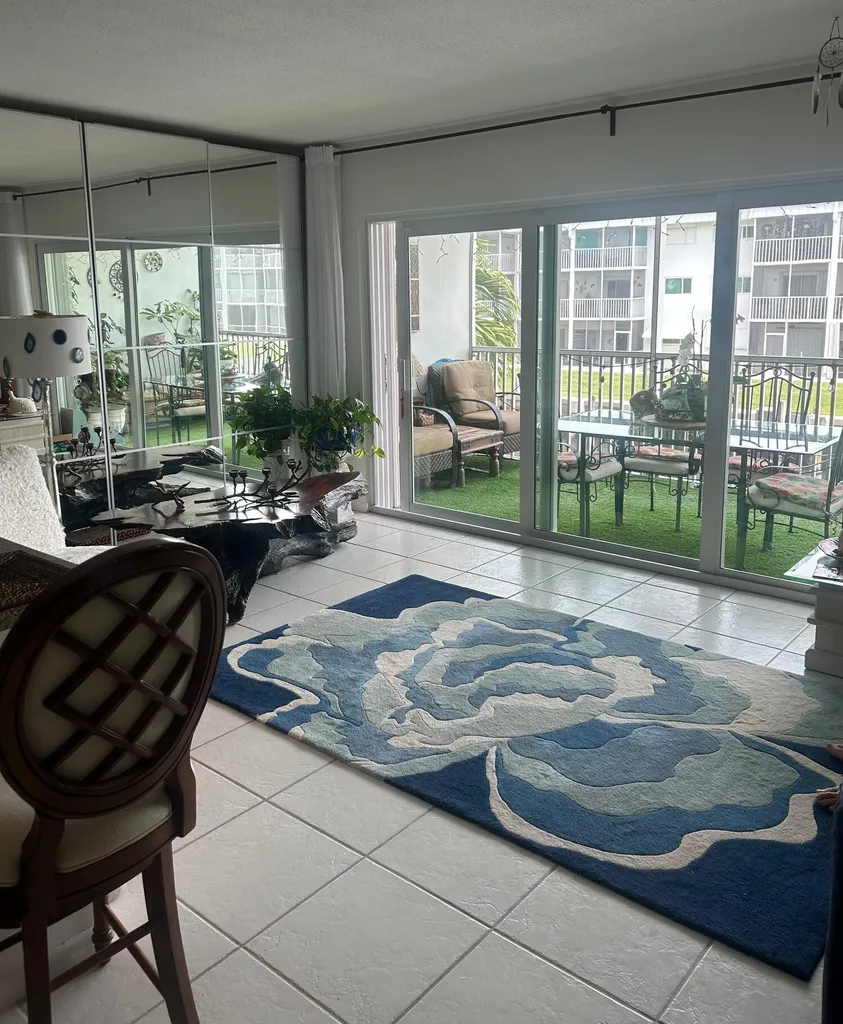 121 Wettaw Lane North Palm Beach FL 33408