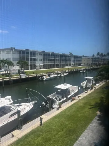 121 Wettaw Lane North Palm Beach FL 33408