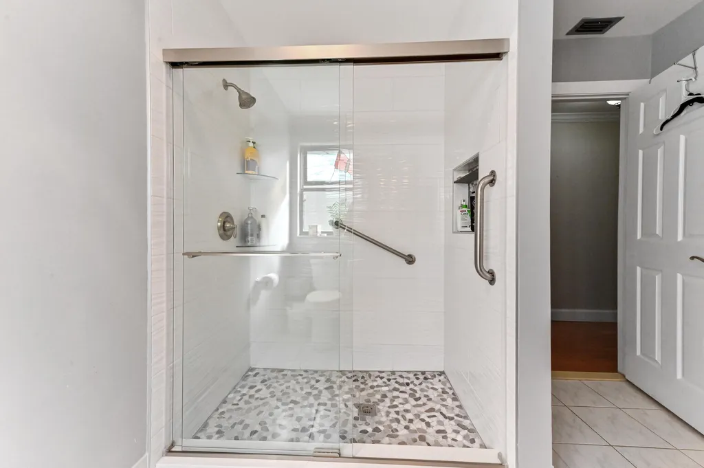2850 NW 15th Street Delray Beach FL 33445