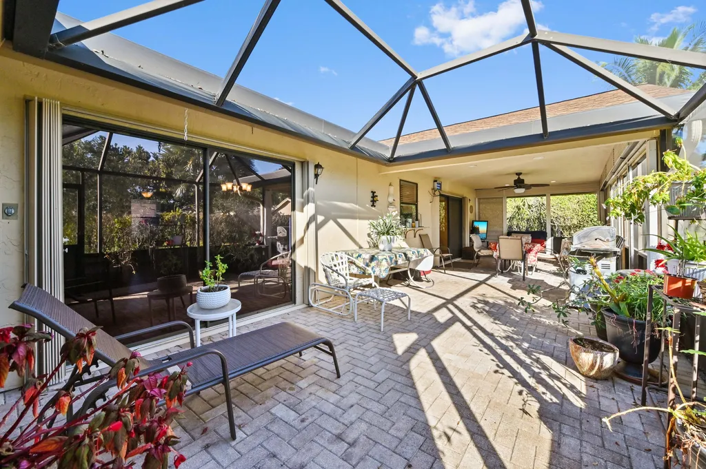 2850 NW 15th Street Delray Beach FL 33445