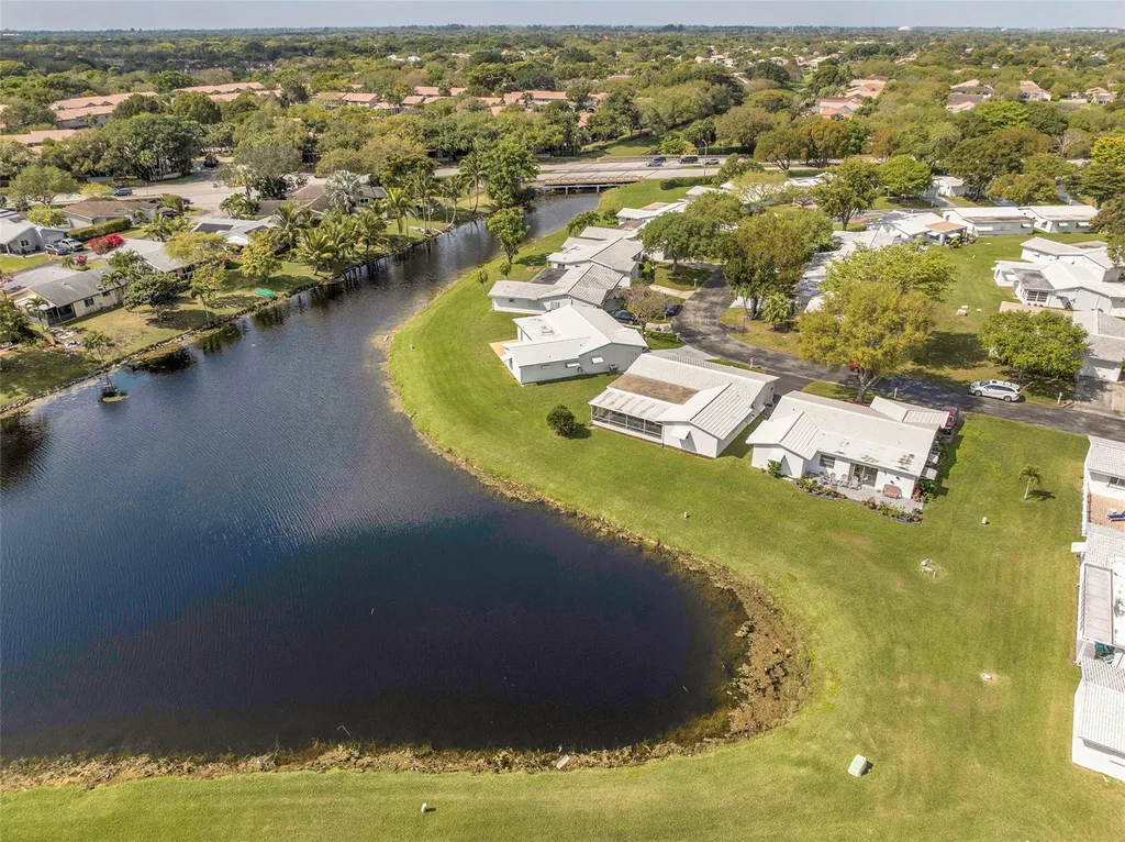 1010 NW 89th Way Plantation FL 33322