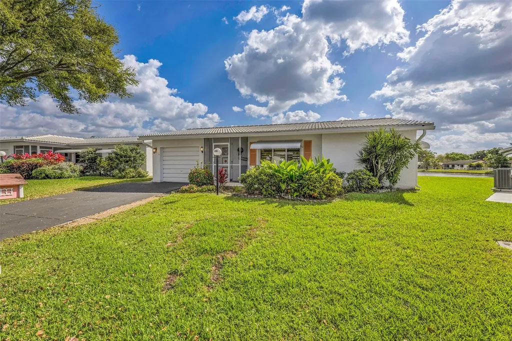 1010 NW 89th Way Plantation FL 33322