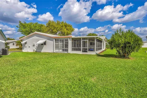 1010 NW 89th Way Plantation FL 33322