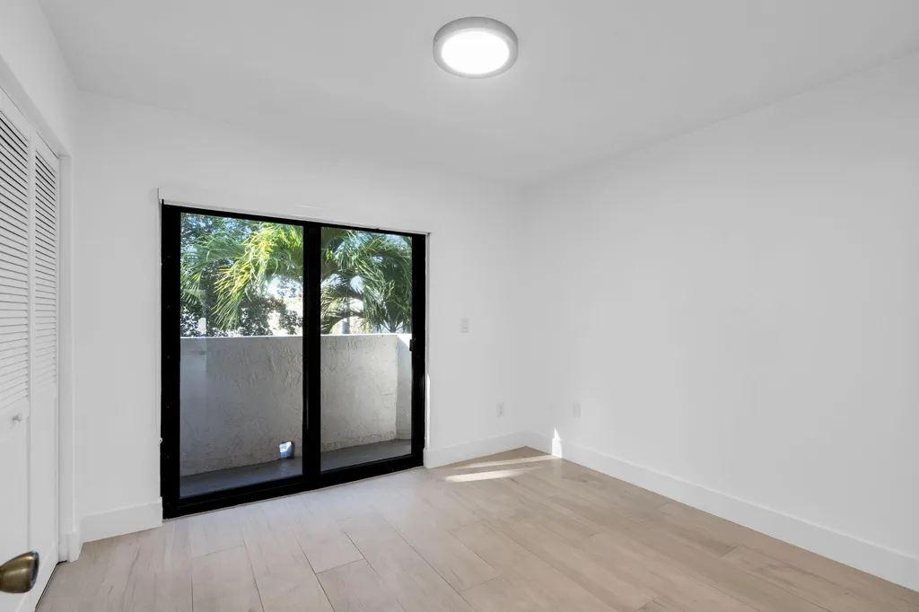 5750 Turin Street Coral Gables FL 33146