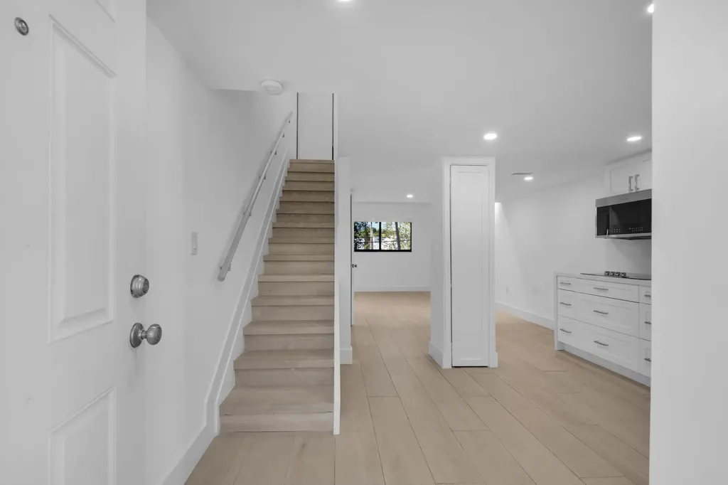 5750 Turin Street Coral Gables FL 33146