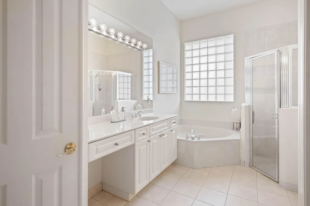 5743 Fountains Drive S Lake Worth FL 33467