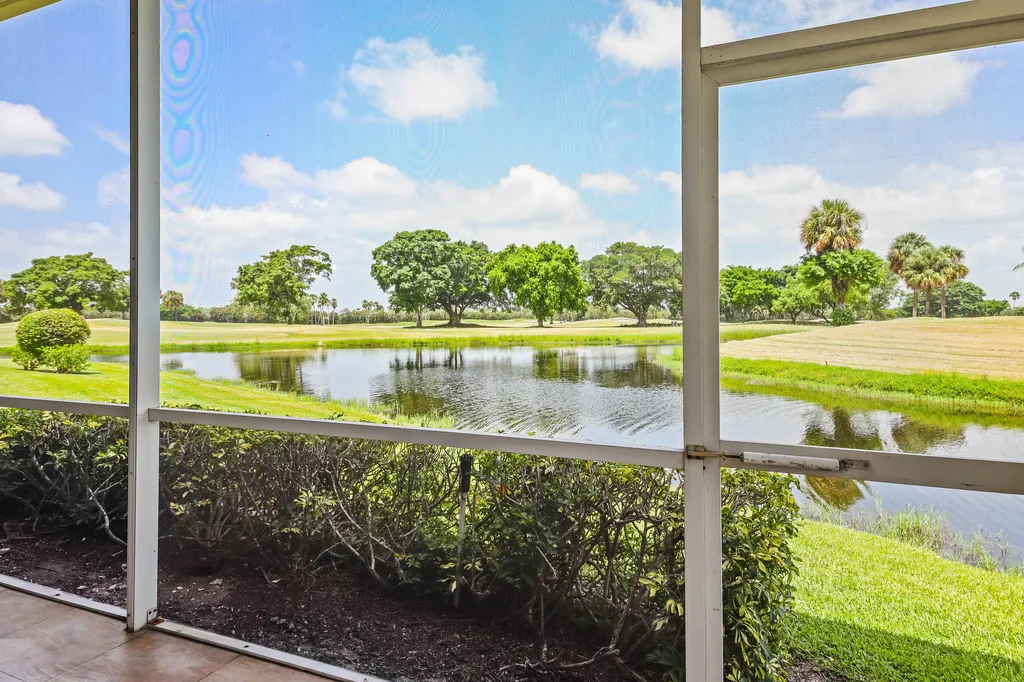5743 Fountains Drive S Lake Worth FL 33467
