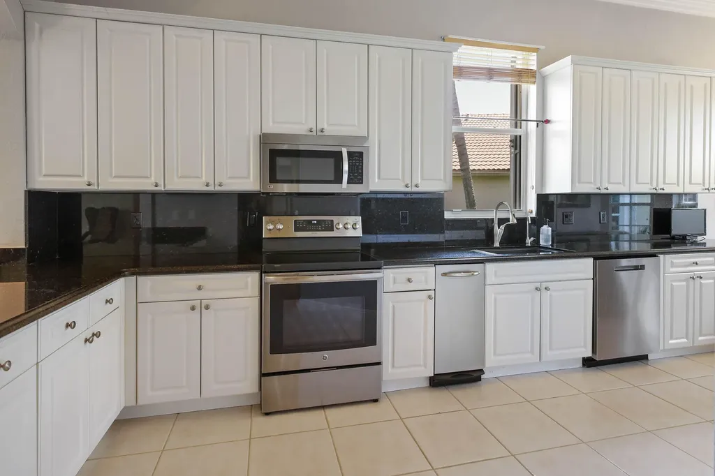 5743 Fountains Drive S Lake Worth FL 33467