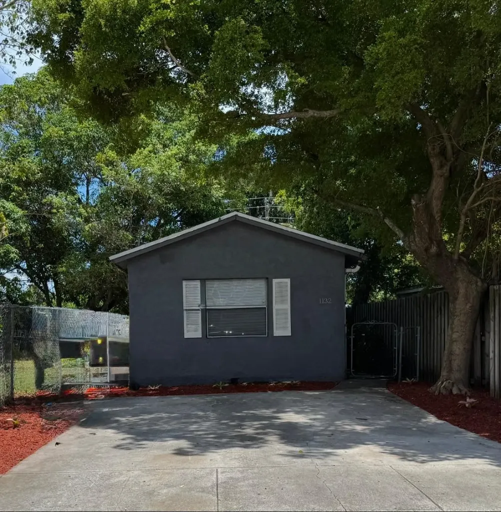 1132 NW 4th Avenue Fort Lauderdale FL 33311