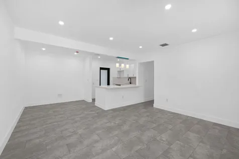 9001 NW 32nd Court Road Miami FL 33147