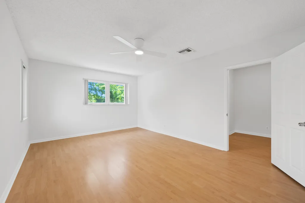 1627 NE 7th Street Fort Lauderdale FL 33304