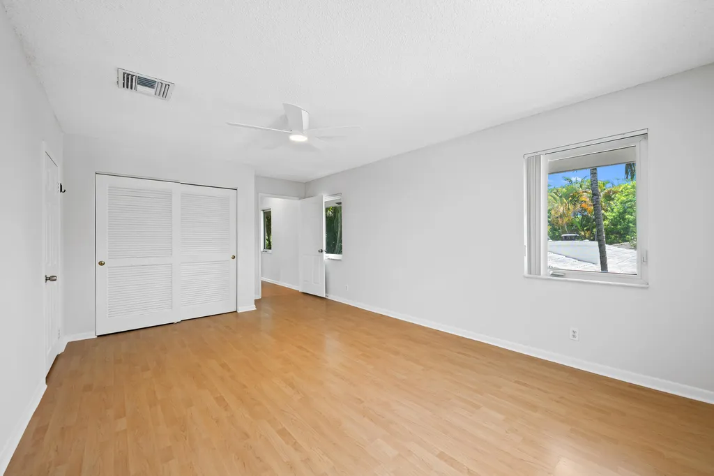 1627 NE 7th Street Fort Lauderdale FL 33304