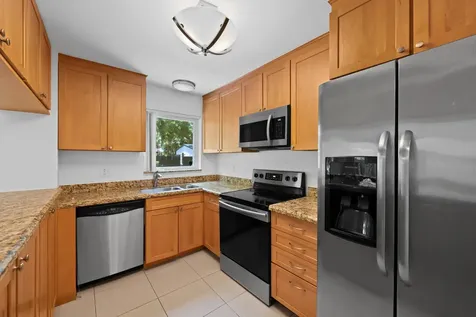 1627 NE 7th Street Fort Lauderdale FL 33304