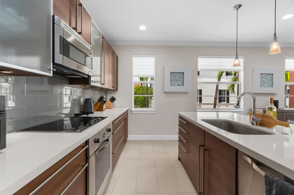 362 W Cannery Row Circle Delray Beach FL 33444