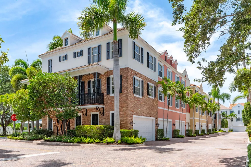 362 W Cannery Row Circle Delray Beach FL 33444