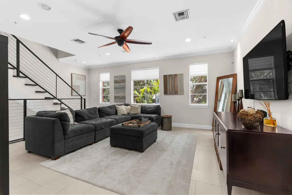 362 W Cannery Row Circle Delray Beach FL 33444