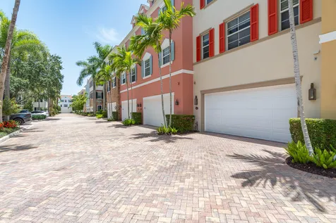 362 W Cannery Row Circle Delray Beach FL 33444