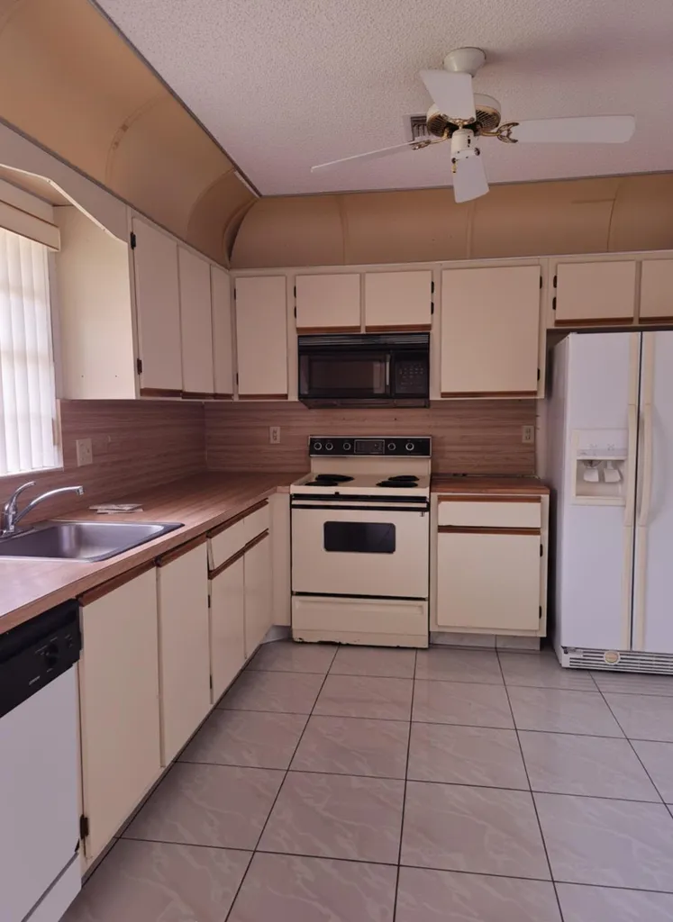 5480 Mariesa Avenue West Palm Beach FL 33417