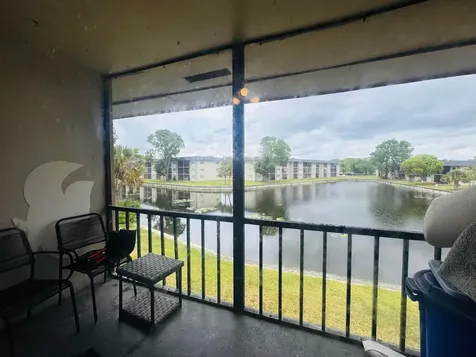 8025 S Colony Circle Tamarac FL 33321